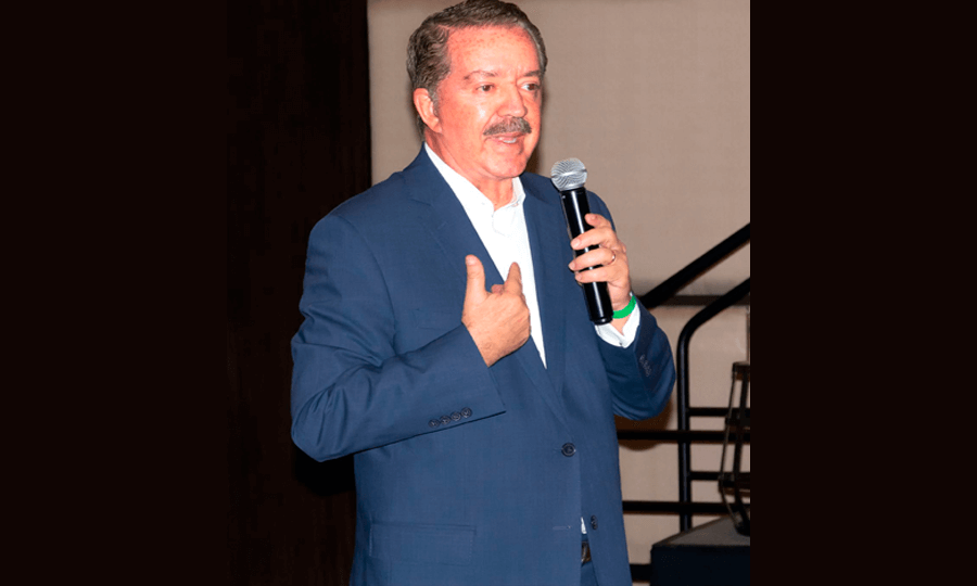 CRISTÓBAL RODA VACA: “Las energías renovables emergen como una respuesta urgente y viable en Bolivia”